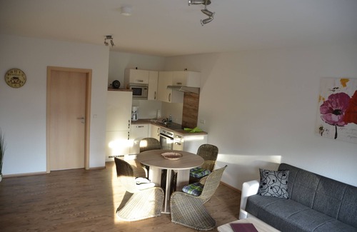 Zutzen Apartamento | Vacation apartment Am Obstbaum "Apple"