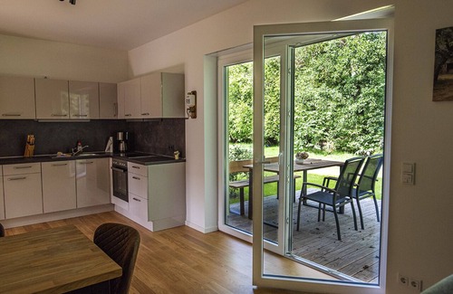 Burg-Dorf Apartamento | Vacation apartment "Leipe" (ground floor) - in the four-sided courtyard