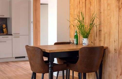 Burg-Dorf Apartamento | Vacation apartment "Leipe" (ground floor) - in the four-sided courtyard