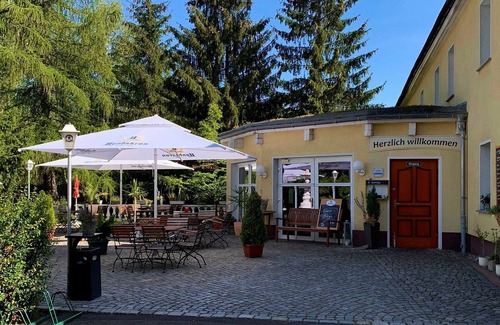 Forst Cabaña | Apartment 1 - Pension Am Waldgurtel