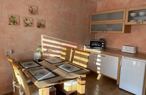 Pirna Apartamento | Apartamento 2, ducha, aseo, 1 dormitorio - Ferienwohnungen Pumpfer