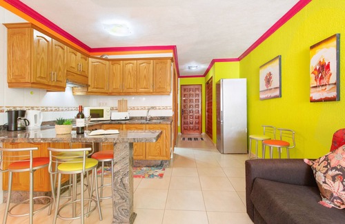 San Marcos Apartamento | Apartamento de vacaciones 'Arcoiris Al Mar' con vistas al mar y balcón