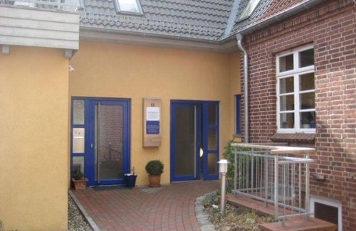 Pries Apartamento | Vacation apartment Am Magnolienbaum - apartment/apartment, shower, WC, Whg. 1