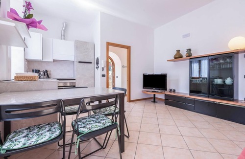 Canale di Tenno Apartamento | Apartamento de vacaciones "Ania Vista Castello" con vistas a la montaña y terraza