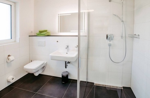 Großdeuben Apartamento | holiday apartment/apt. for 4 guests with 35m² in Böhlen (169050)