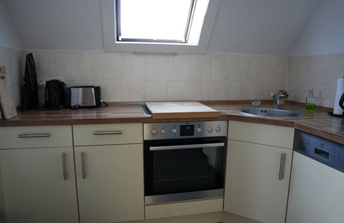 Potsdam West Apartamento | Vacation apartment/attic apartment in Potsdam near Sanssouci Park and Havel Lakes