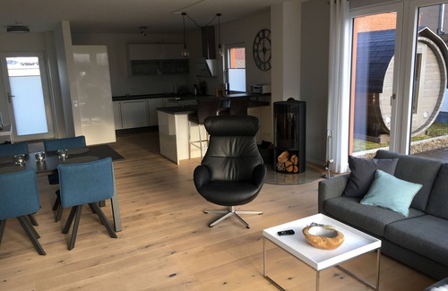 Eckernfoerde Apartamento | Vacation apartment/apartment for 5 guests with 108m² in Eckernförde (295133)