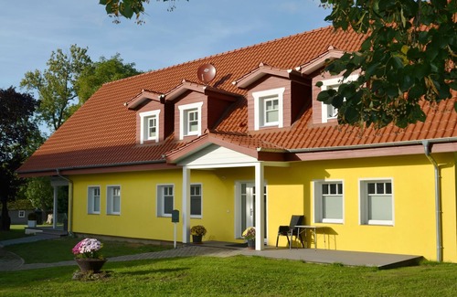 Klein Upahl Apartamento | Vacation apartment/apartment for 6 guests with 150m² in Klein Upahl (167112)