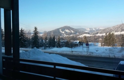Steibis Apartamento | Vacation apartment with pool as a starting point for your skiing vacation or hikes
