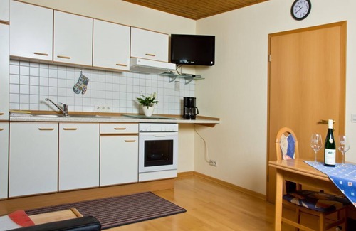 Piesport Apartamento | Apartamento "Domherr", ducha, WC, 2 habitaciones - Ferienwohnungen Veit