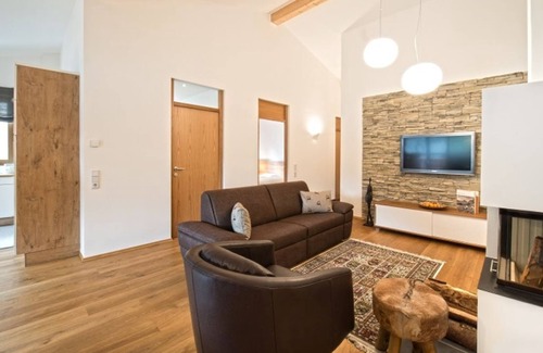 Tschagguns Apartamento | Vacation apartment in the Montafon: balcony, mountain views & free parking