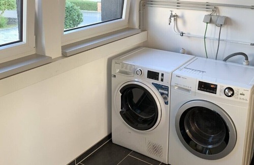 Lierschied Apartamento | Vacation Apartment "Im Tal der Loreley" with Garden, Terrace, BBQ & Wi-Fi