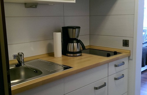 Schoenwald Apartamento | Apartamento con piscina, sauna y wifi.
