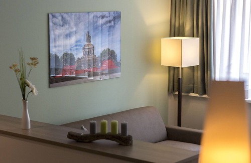 Altstadt Apartamento | Apartamento de vacaciones en el casco antiguo, estacionamiento subterráneo disponible en la casa.