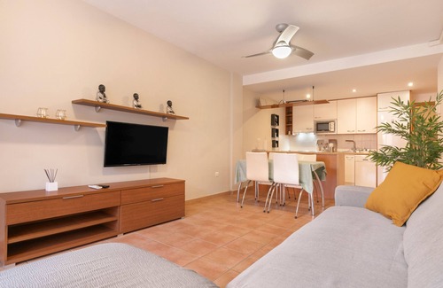 Costa Adeje Apartamento | Apartamento de vacaciones 'Paradise Beach Bay' con piscina compartida, Wi-Fi y aire acondicionado
