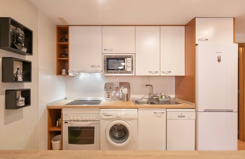 Costa Adeje Apartamento | Apartamento de vacaciones 'Paradise Beach Bay' con piscina compartida, Wi-Fi y aire acondicionado