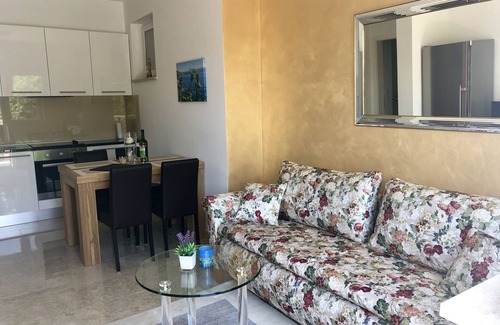 Medveja Apartamento | Impresionantes vistas al mar - Apartamento con piscina, WiFi, en Medveja, Croacia