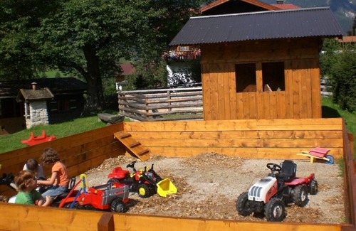 Dorfgastein Apartamento | Vacation apartment 'Sonnenblumenfeld', organic farm Moarbauer, Gastein Valley