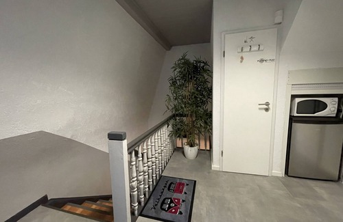 Johannesvorstadt Apartamento | Vacation apartment "TUNING-Bus" in Erfurt, near the north beach