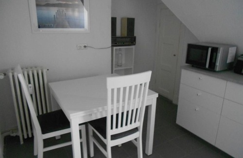 Gaarden-Sud - Kronsburg Apartamento | Vacation apartment Vieburger Gehölz - Holiday apartment Vieburger Gehölz, bathtub, living room
