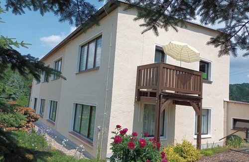 Hanichen Apartamento | Vacation apartment with large garden area and outdoor swimming pool