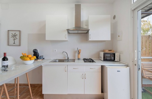 Armenime Apartamento | Vacaciones 'Beautiful Sea View and Pool Finca 2' con piscina compartida, terraza privada y Wi-Fi