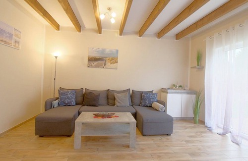 Wremen Casa | Vacation cottage Lanah
