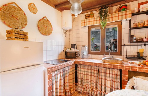 Las Lagunetas Apartamento | Vacaciones 'Casa Fuente Hervera' con vistas a la montaña, Wi-Fi y aire acondicionado