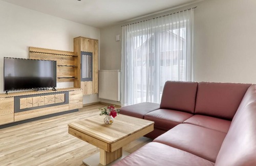St. Oswald Apartamento | Vacation chalet with large outdoor terrace