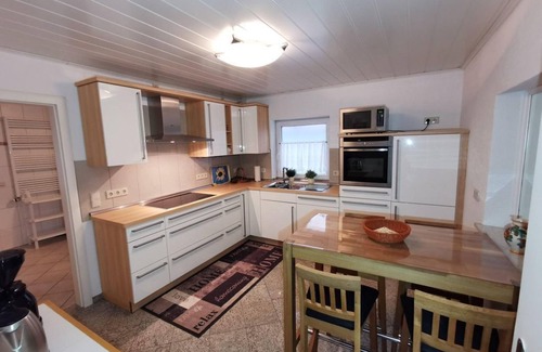 Losheim am See Apartamento | Vacation apartment Wanderlust - apartment/flat, shower, WC