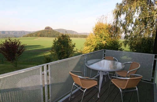 Reinhardtsdorf-Schoena Apartamento | Vacation home Kaiserkrone "complete", 3 bedrooms - Holiday home Kaiserkrone