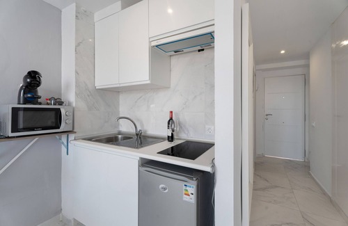 El Madronal Apartamento | Apartamento de vacaciones 'Las Americas Evening Escape' con vistas al mar, piscina privada y Wi-Fi