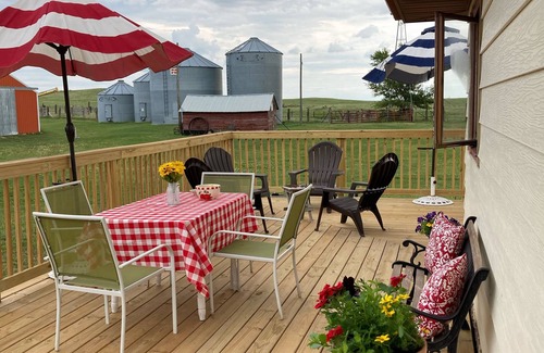 Saint Anthony Casa | Vacation Farm, House, sleeps 5, access to adjacent to a 160 acre pasture