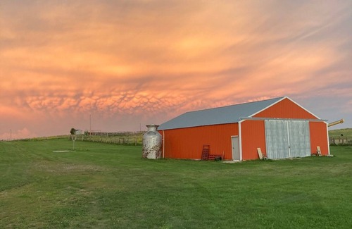 Saint Anthony Casa | Vacation Farm, House, sleeps 5, access to adjacent to a 160 acre pasture