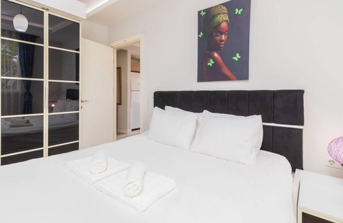 Antalya City Centre Apartamento | Vacation Flat w Balcony 15 min to Beach in Antalya