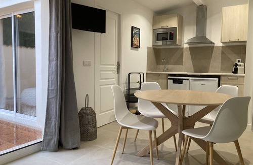 St.-Remy-de-Provence Cabaña | Vacation cottage with swimming pool in Saint-Rémy-de-Provence