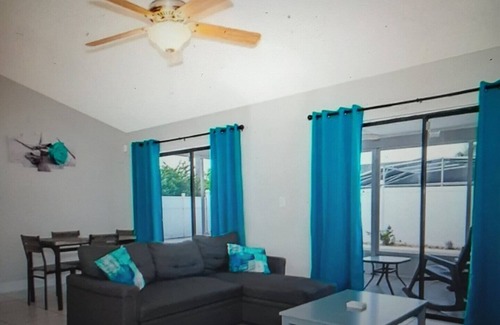 Poinciana Casa | Vacation Home 19 miles away from Disney with an inground pool
