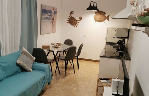 El Golfo Casa | Vacation Home '2' with Wi-Fi and Air Conditioning