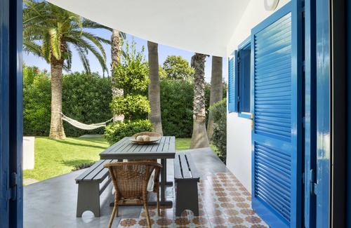 Gallina Casa | CASA DE VACACIONES A 300 MT. DESDE EL MAR DE ARENA DE ORO FINO CON PISCINA PRIVADA