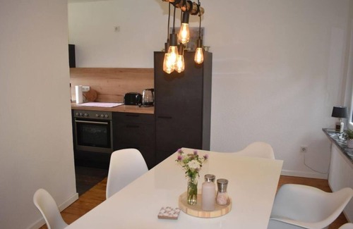 Dhronecken Casa | Vacation home "An der kleinen Dhron" - Holiday home, separate toilet and bath/shower