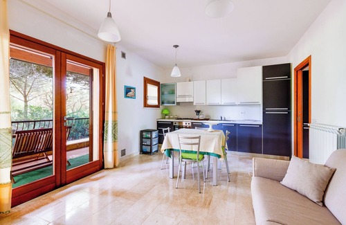 Narbolia Casa | Casa de vacaciones "Antonella Sul Golf" con piscina compartida, terraza privada y Wi-Fi