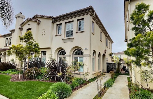 Channel Islands Casa | Vacation home at Westport at Mandalay Bay 1