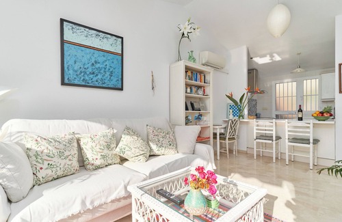 Almunecar Casa | Casa de vacaciones "Ático Capela Vistas Al Mar" con vistas al mar, piscina compartida y Wi-Fi