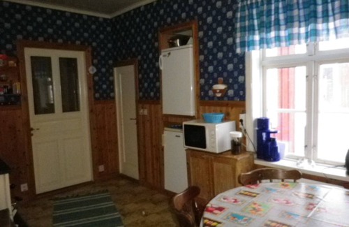 Tranemo Chalet De Esquí | Cottage by the lake and 15 minutes from the Isaberg ski area