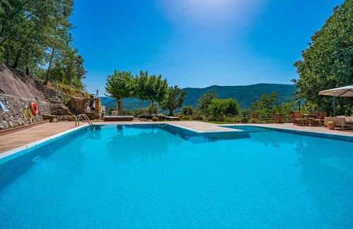 Amer Villa | Casa de vacaciones Can Xera con vistas a la montaña, piscina privada, aire acondicionado y Wi-Fi