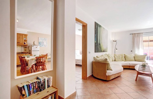 Playa San Juan Apartamento | Casa de vacaciones "Casa Familia" cerca del mar con terraza y Wi-Fi