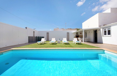 El Matorral Casa | Casa de vacaciones "Casa Muley" con piscina privada, jardín privado y Wi-Fi