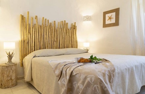 La Conia Casa | Vacation Home "Casa giardino e spiaggia a piedi" near the Beach with Garden & Terrace