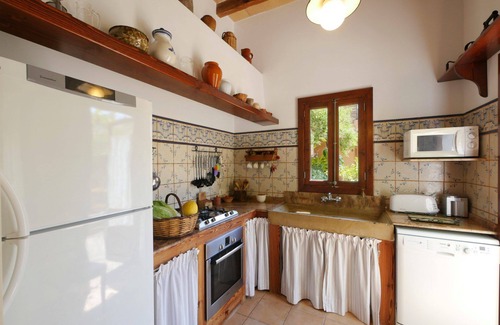 Petra Casa | Casa Colomer con balcón, Wi-Fi y jardín