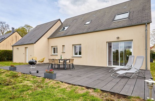 Hiesville Casa | Casa de vacaciones D day by Interhome